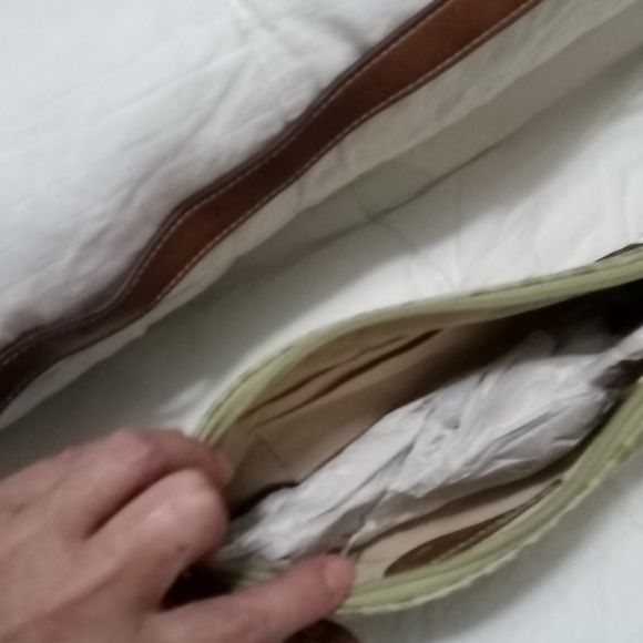 🔥 SALE 79. Nine & Co NWT shoulder bag - Picture 2 of 5